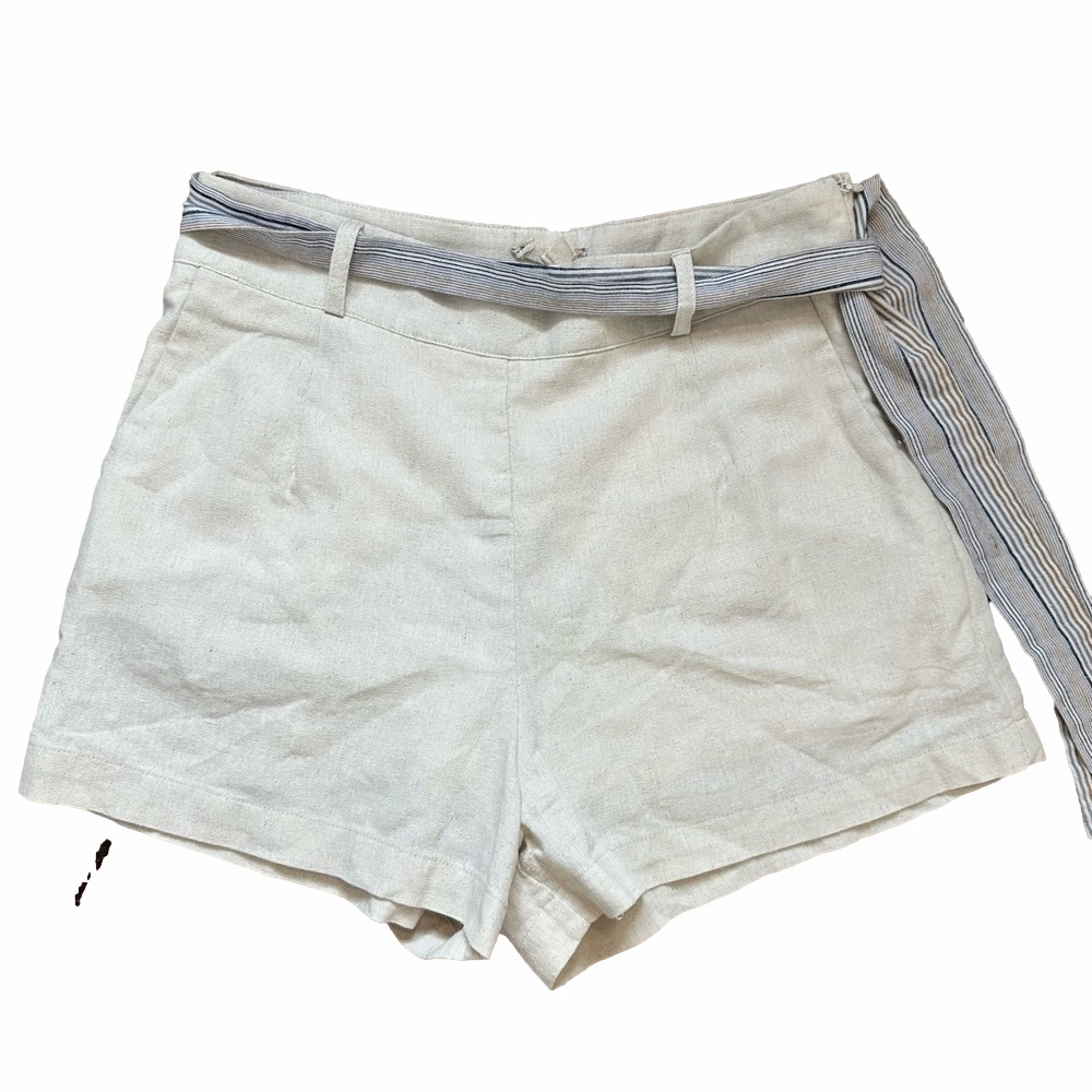 HEM & THREAD High Waisted White Shorts Adjustable Belt Size Small